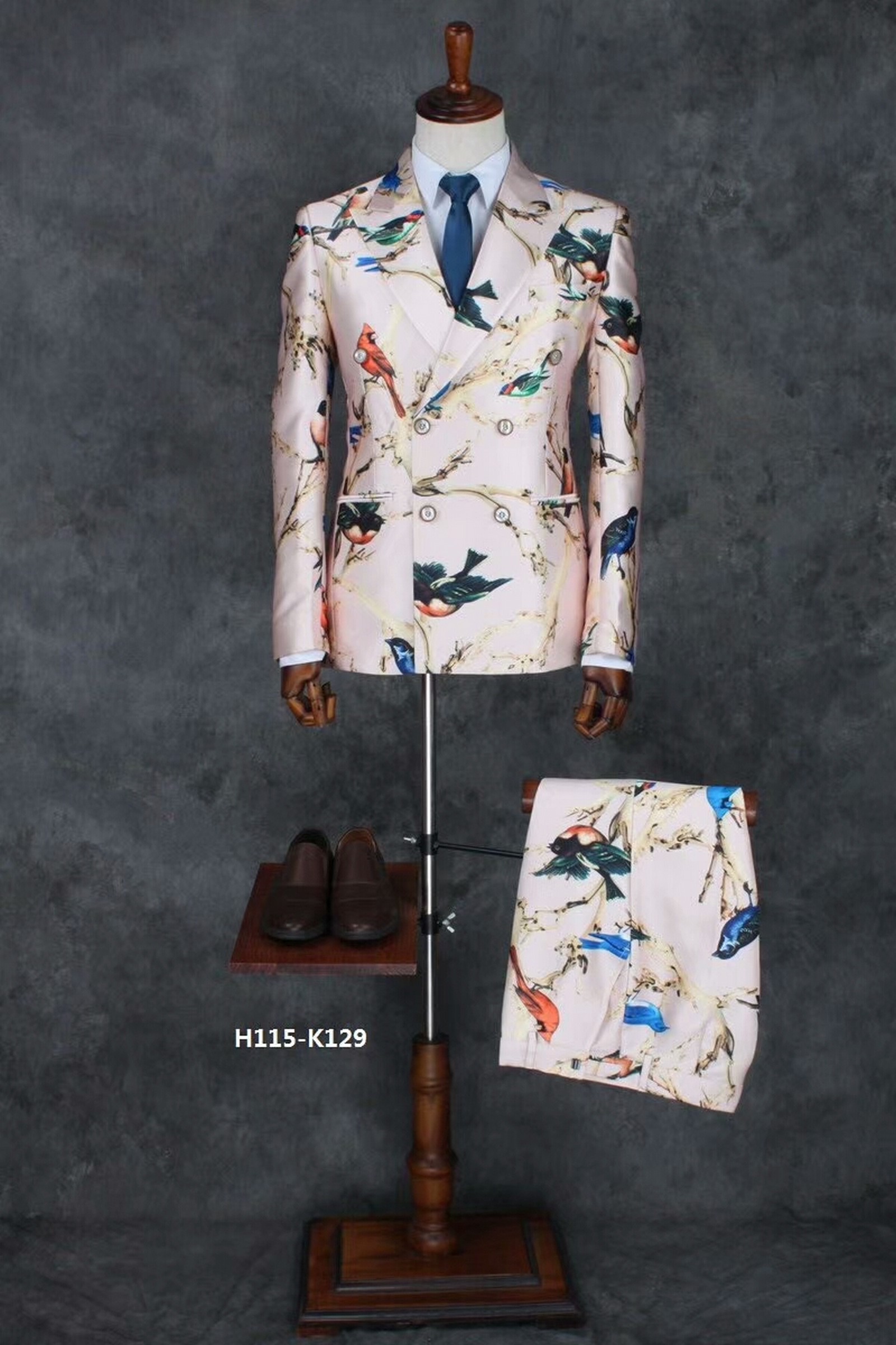 男士西服,西裝禮服,男士西裝,西服推薦,西服訂製,西服出租,西裝價格,西裝推薦